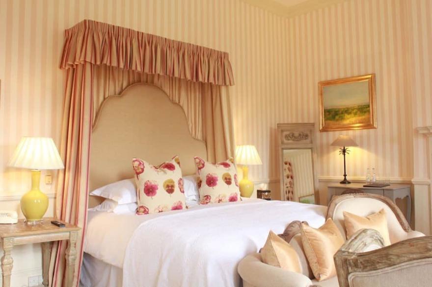 11 Bedroom Country House in the beautiful Dorset countryside