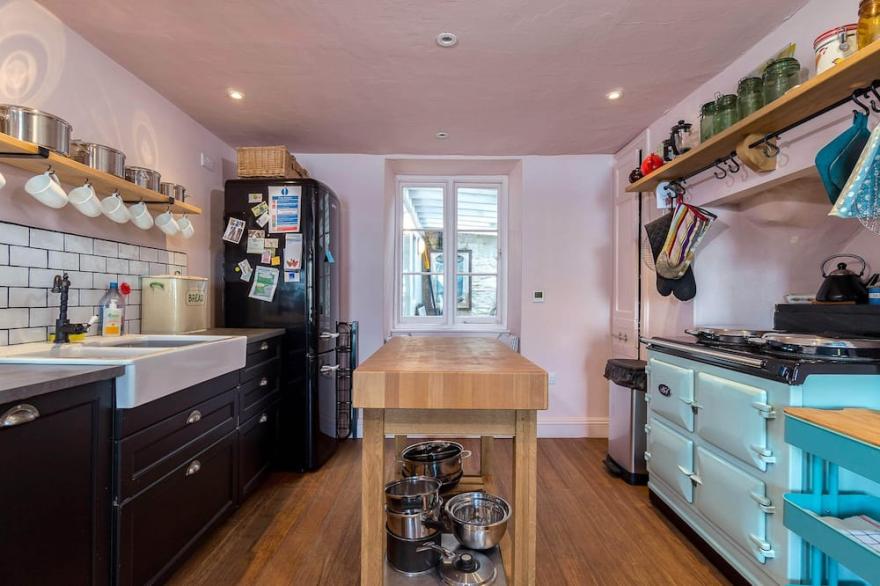 Fred's Place, Kingsand