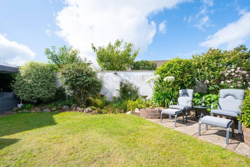 Kittiwake - Four Bedroom House, Sleeps 8