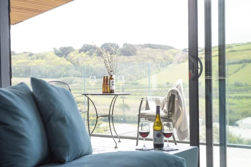 Stunning and stylish abode, close to the golden sands of Mawgan Porth beach