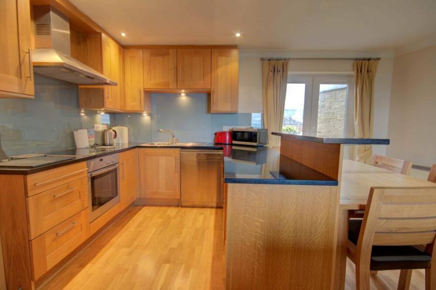 No. 4 The Links Apartment is a ground floor apartment over looking the world-famous James Braid Golf