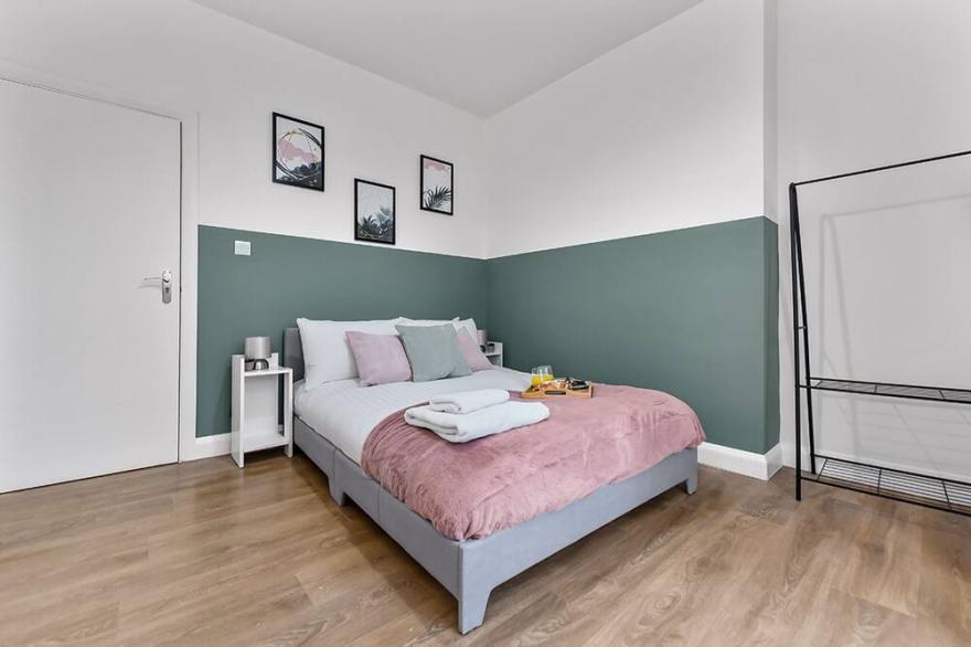 Comfortable Home in Hackney