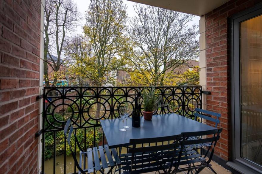 11 Merchants Place -  a family break that sleeps 4 guests  in 2 bedrooms