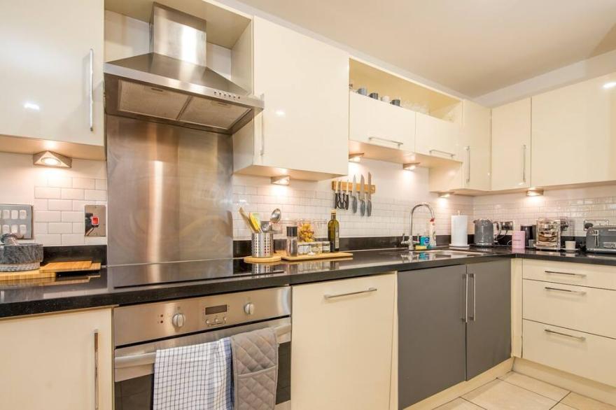 Pass the Keys | Spacious 1 Bedroom Apartment in Heart of the City