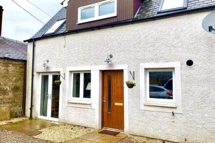 Comfortable cottage in a central location