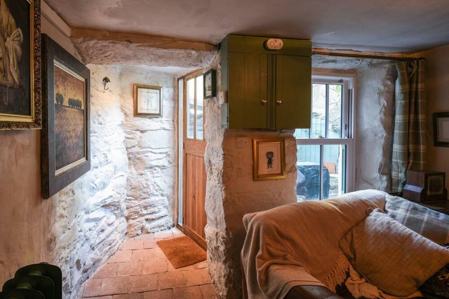 2 bedroom accommodation in Barmouth