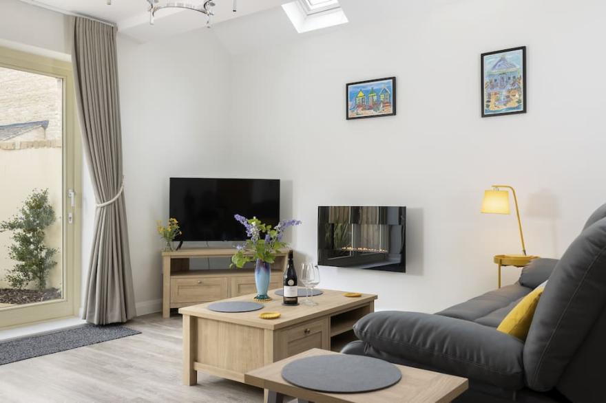 Set over three floors this spacious home is an ideal bolthole for families
