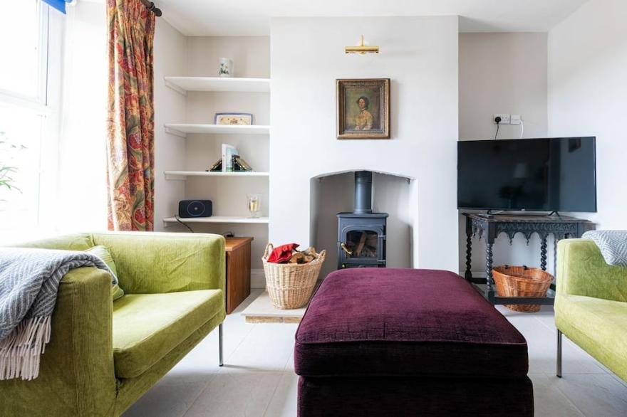2 bedroom accommodation in Stamford, near Easton-on-the-Hill