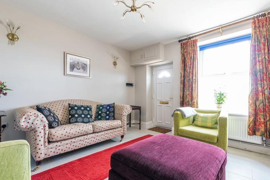 2 bedroom accommodation in Stamford, near Easton-on-the-Hill