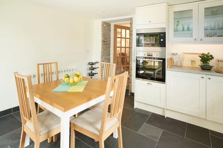 This charming and secluded cottage is the perfect retreat to enjoy nature