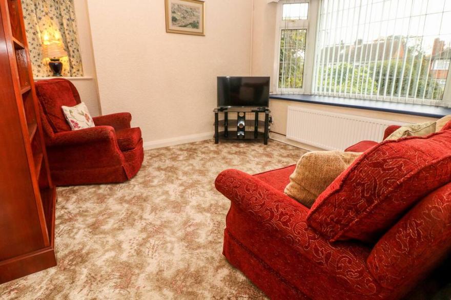 FIELD HOUSE, pet friendly, with a garden in Swanwick