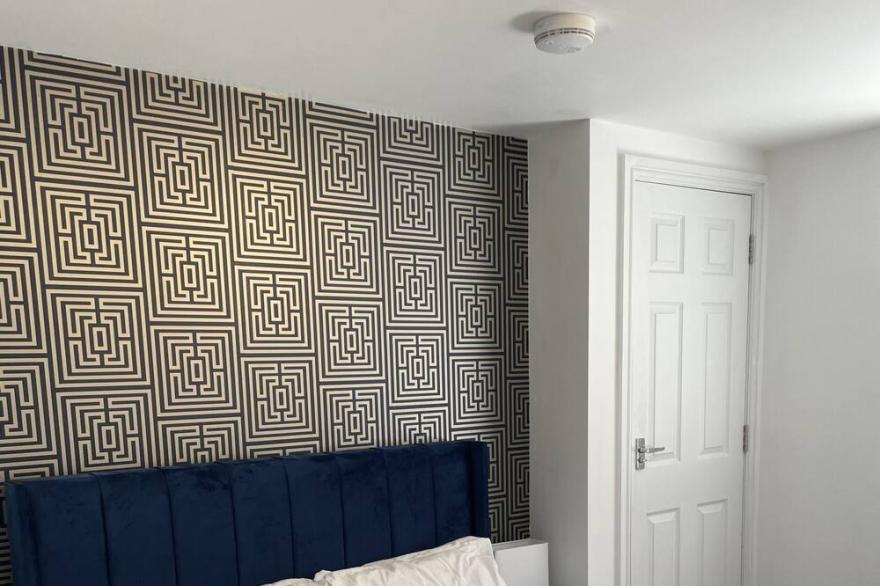 Luxury Apartment  - 2 Bedroom ( 2 Double Beds)