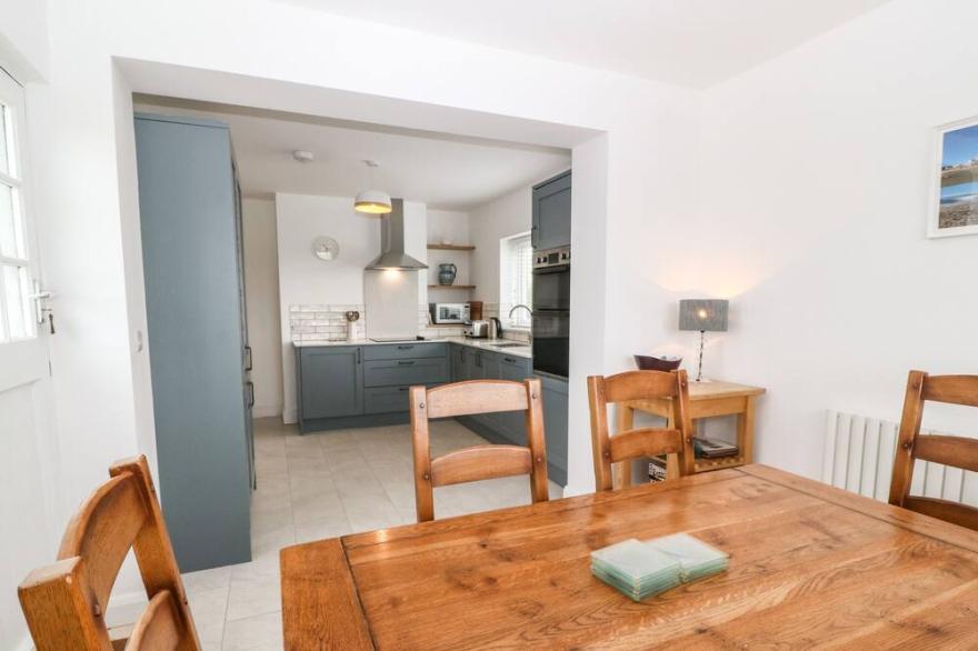 ANGORFA, family friendly, country holiday cottage in Aberdaron