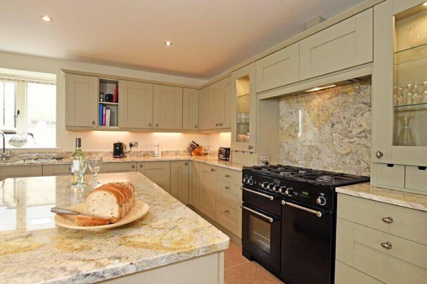 THE PEPPER POT, pet friendly, with open fire in Warkworth