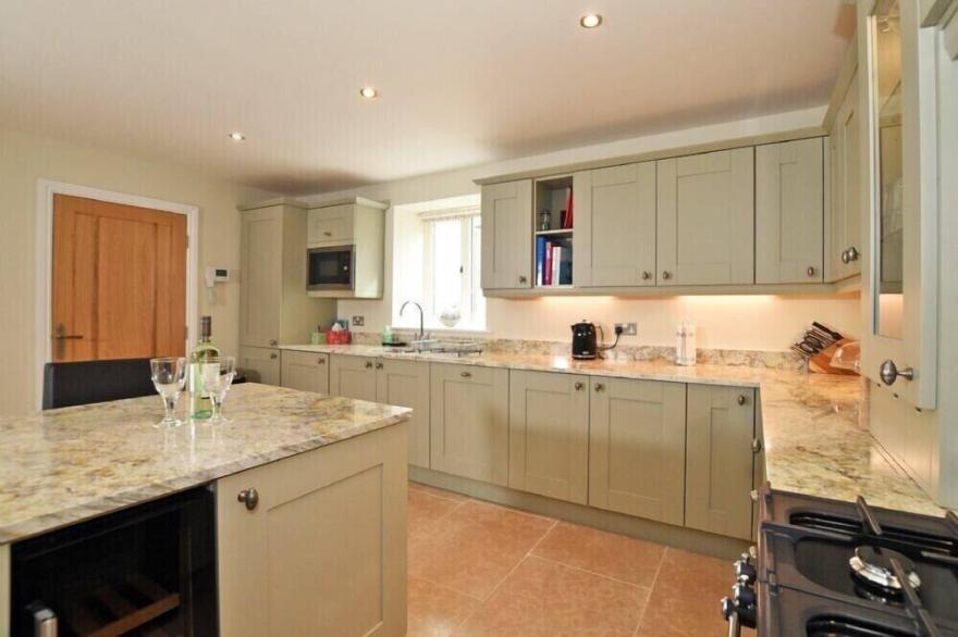 THE PEPPER POT, pet friendly, with open fire in Warkworth
