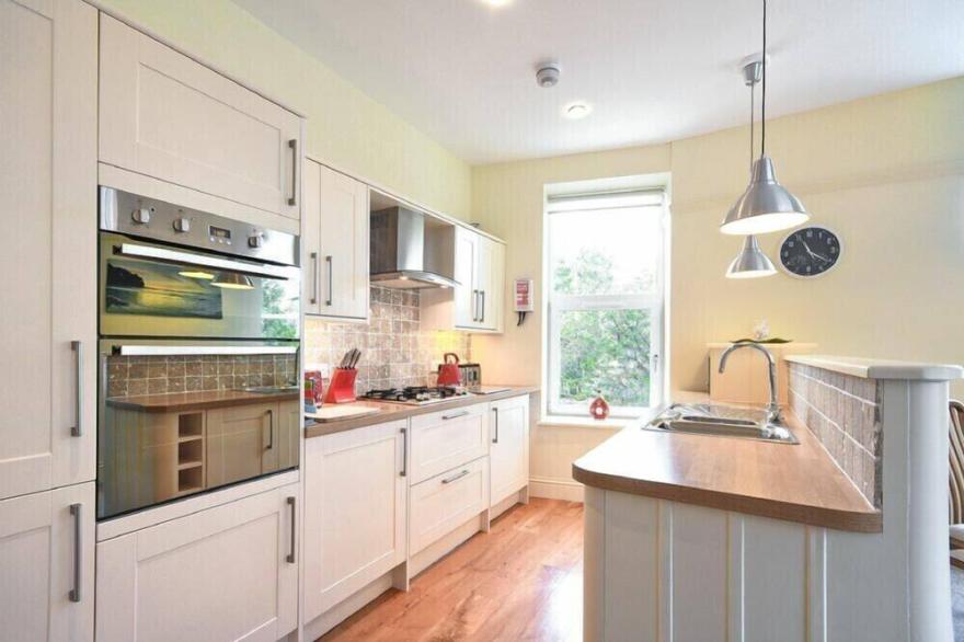 ST JULIANS, family friendly, country holiday cottage in Alnmouth