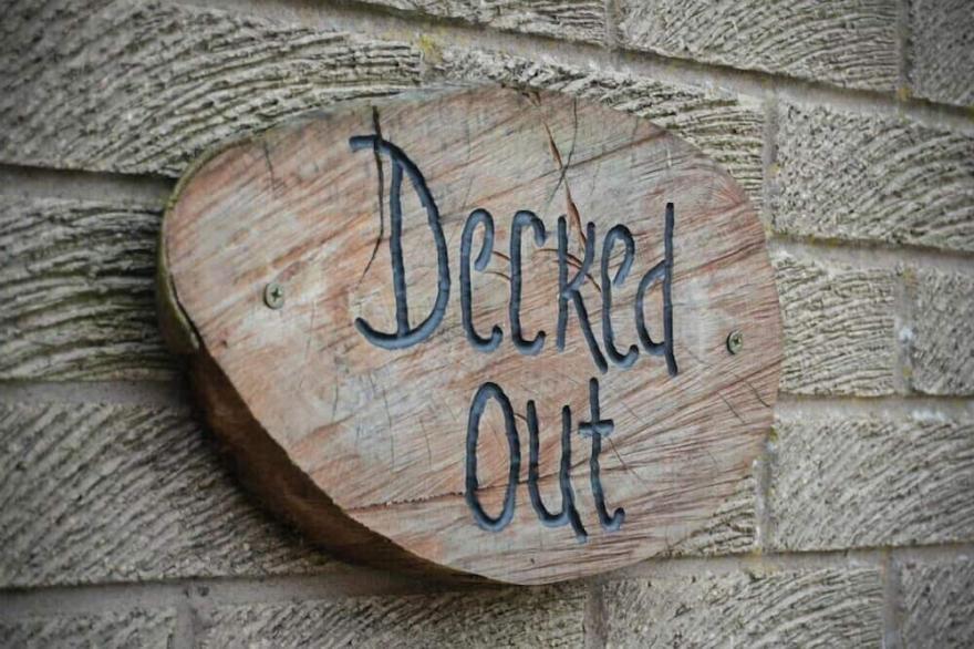 DECKED OUT, pet friendly, country holiday cottage in Alnmouth