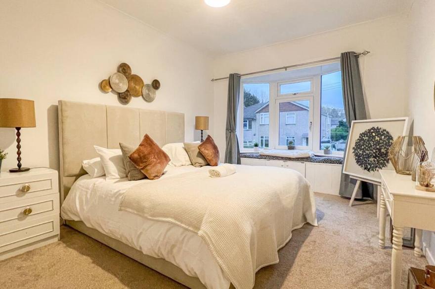 Attractive 3 Bedroom Apartment