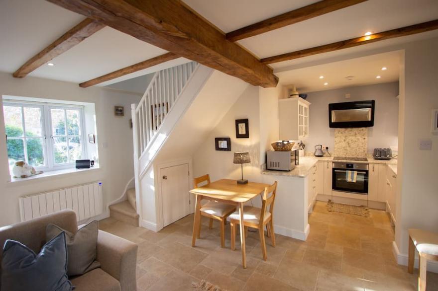 Quaint Cottage Campden High Street