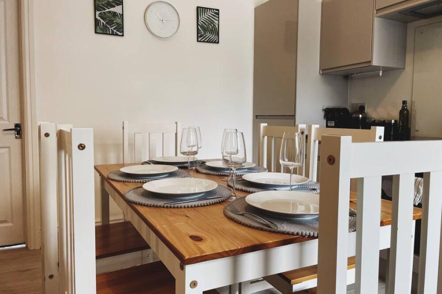 Stylish 3bed - Temple Meads Station - Free Parking