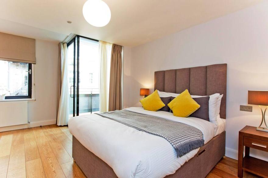 Three Bedroom Mews House In Marylebone