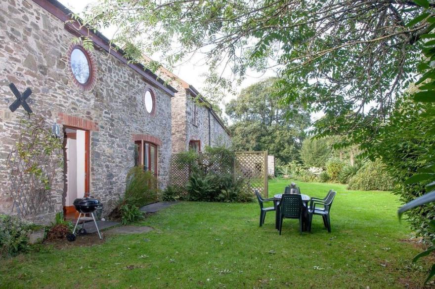 3 bedroom accommodation in Kingsbridge