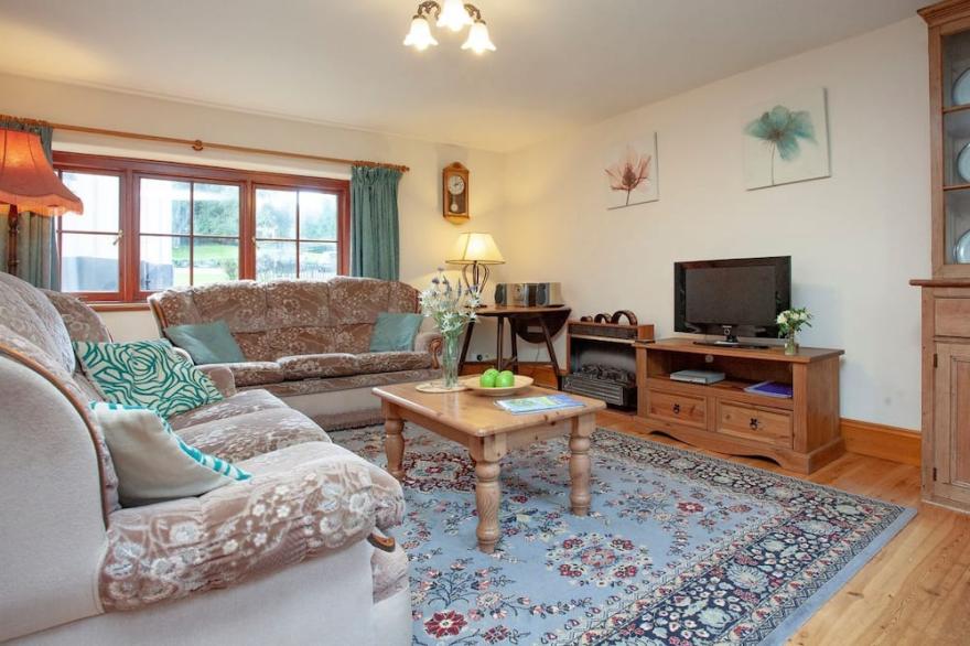 3 bedroom accommodation in Kingsbridge