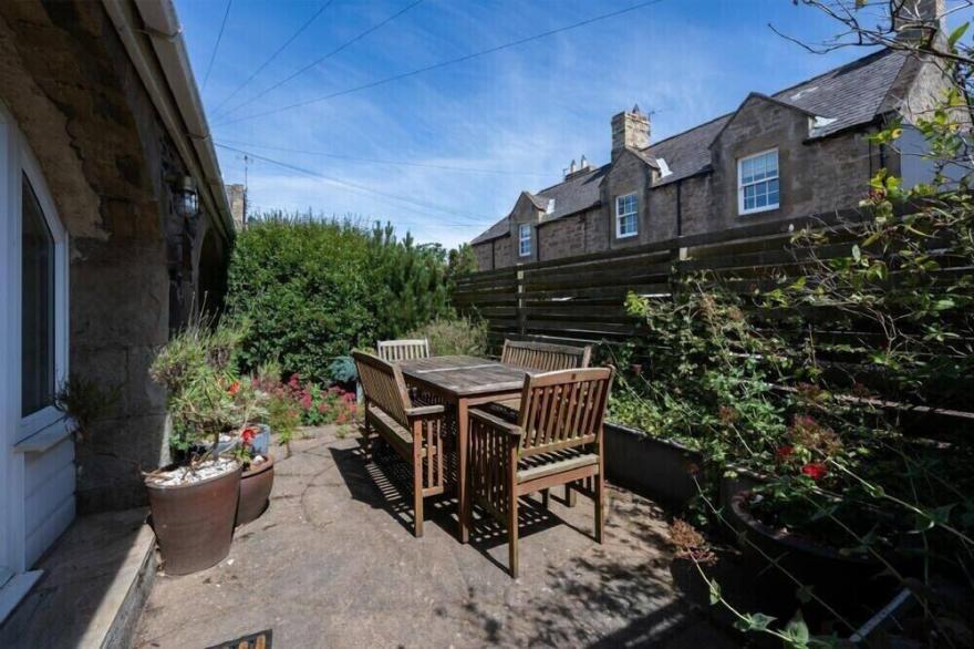 THE ARCHES, pet friendly, with open fire in Bamburgh