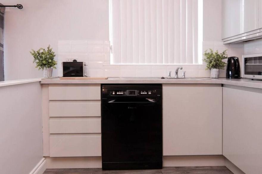 Bayview Apt 1 · Escape Ordinary at Bayview Apartments ~ Sea View