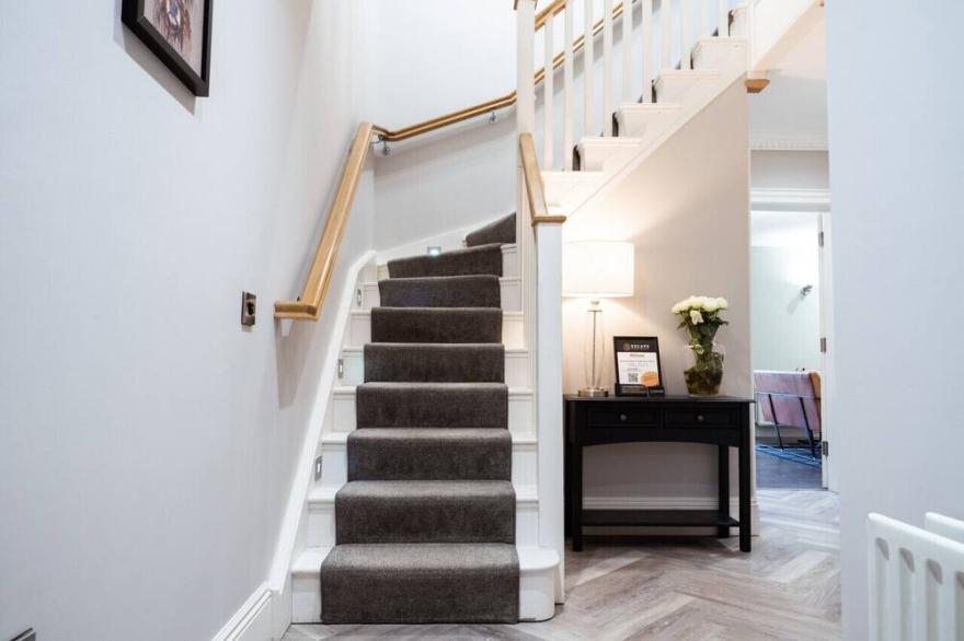 Lough Erne Apart 15 · Escape Ordinary at Castle Hume No.15 ~ Enniskillen