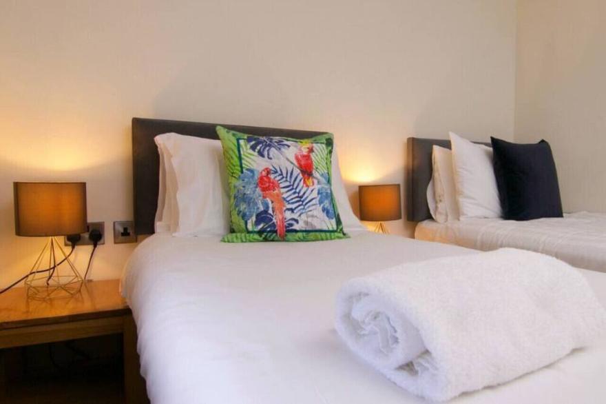 Lough Erne Apartment 16 · Escape Ordinary at Castle Hume No.16 ~ Fermanagh