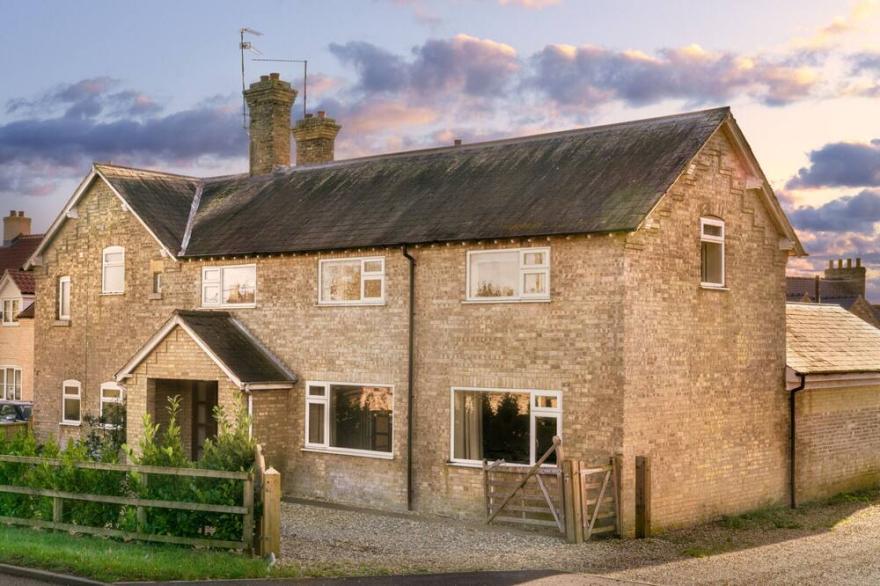 The Stables - Luxury 5 bedroom property