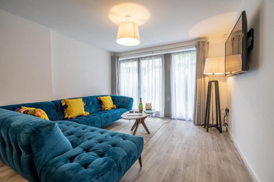 City Walls Sanctuary - 5 -  a family break that sleeps 4 guests  in 2 bedrooms