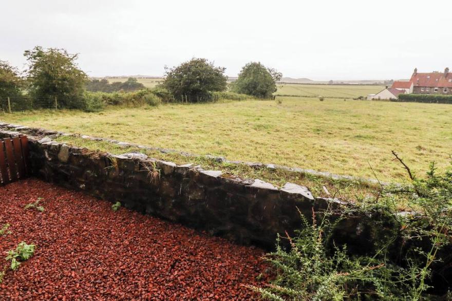 WATERS EDGE, pet friendly in Embleton