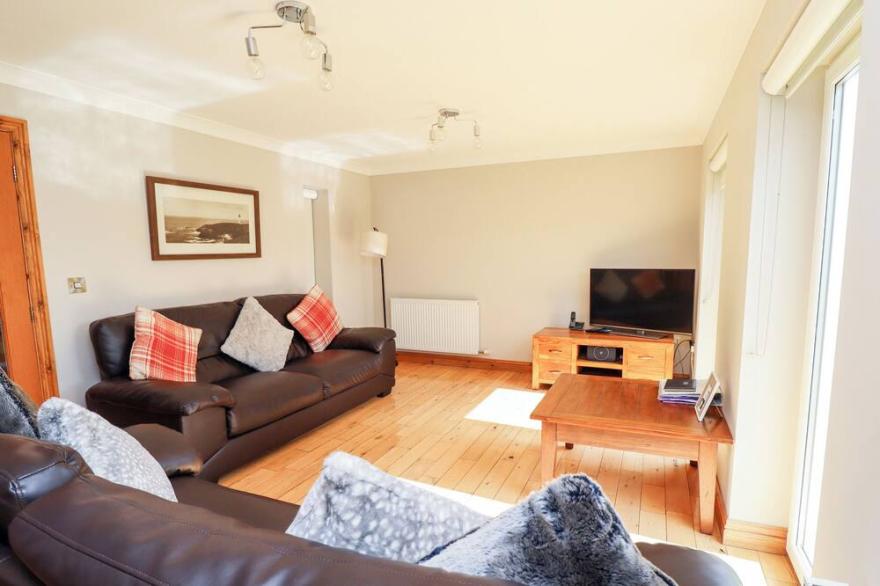 TREE CORNER, pet friendly, country holiday cottage in Beadnell