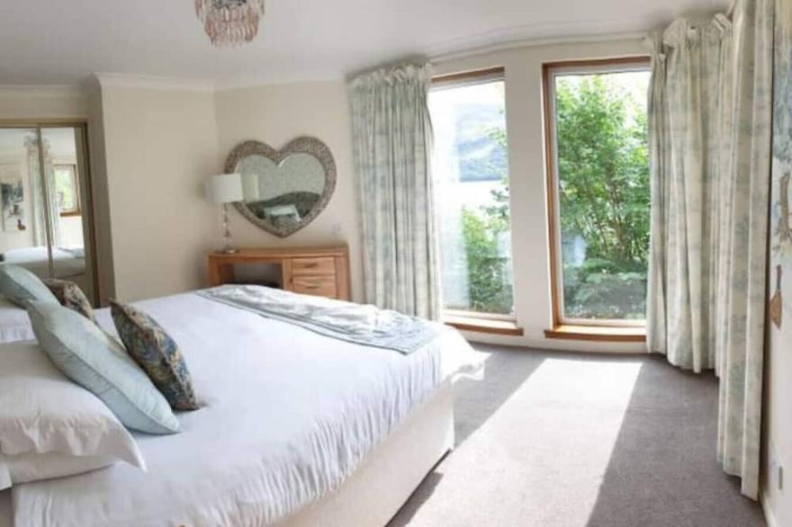 Loch Rannoch Highland Club,  Lochside Lodge 3