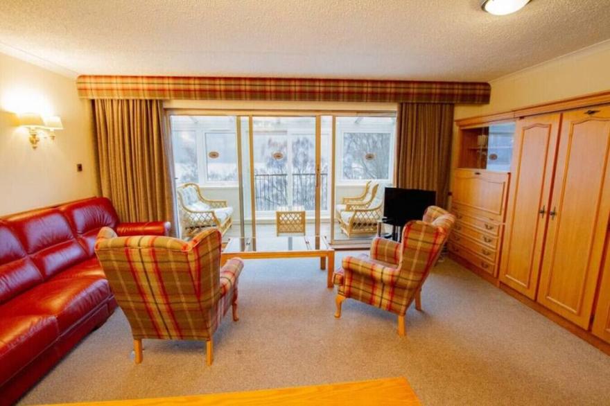 Loch Rannoch Highland Club,  Red Squirrel Lodge 6