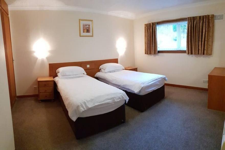 Loch Rannoch Highland Club, Red Squirrel lodge 3