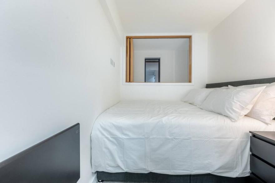 Stunning 2BD Apartment in Manchester