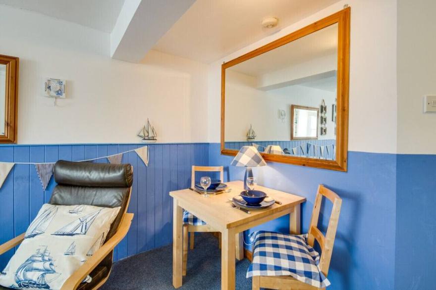 The Hobbit Flat - One Bedroom Apartment, Sleeps 2