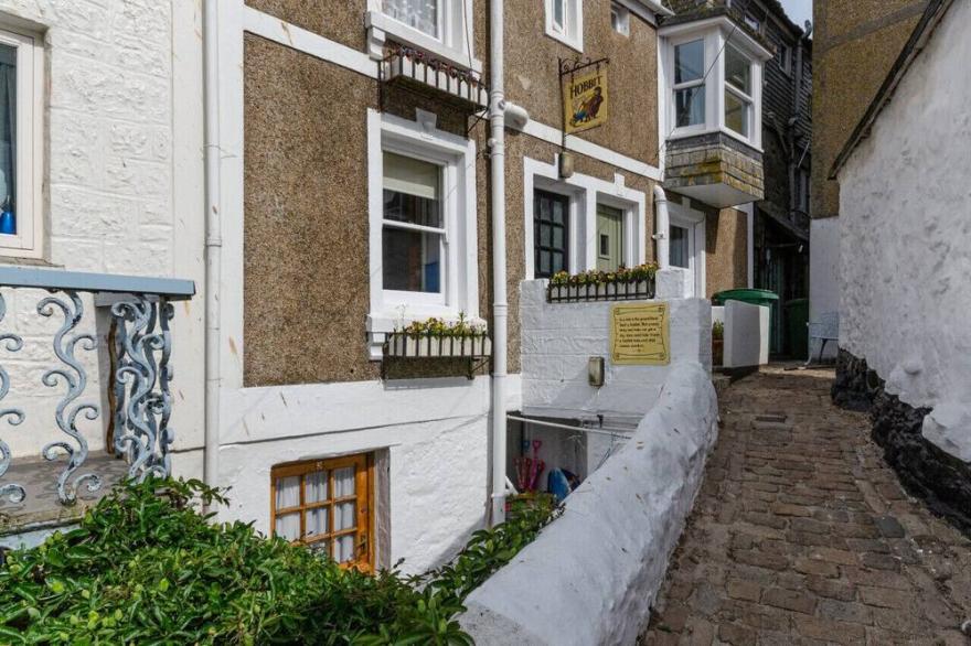The Hobbit Flat - One Bedroom Apartment, Sleeps 2