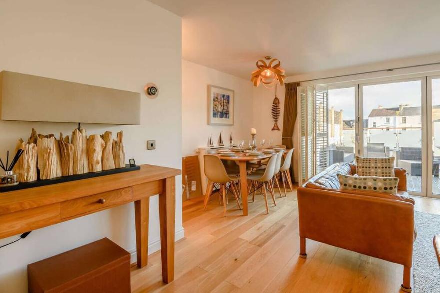 Cartref - Saundersfoot