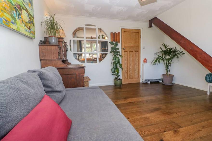 18 SOUTH WHEAL TOWAN, family friendly, with a garden in Porthtowan