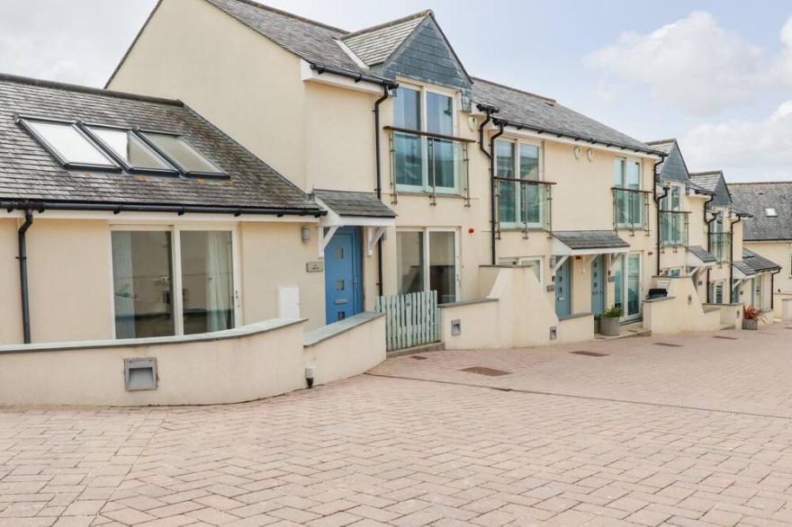 CONSTANTINE BAY COTTAGE, pet friendly in Constantine Bay