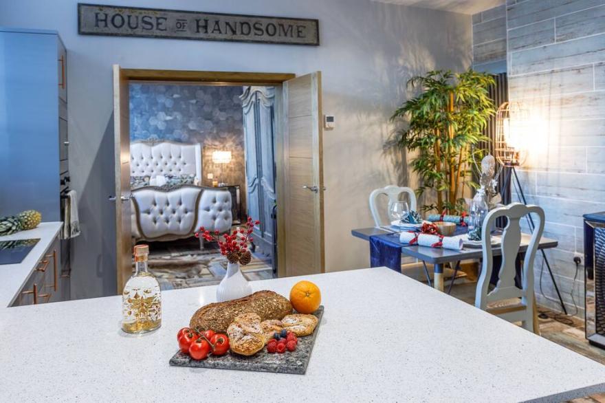 Softley View Ground Floor Castle Apartment