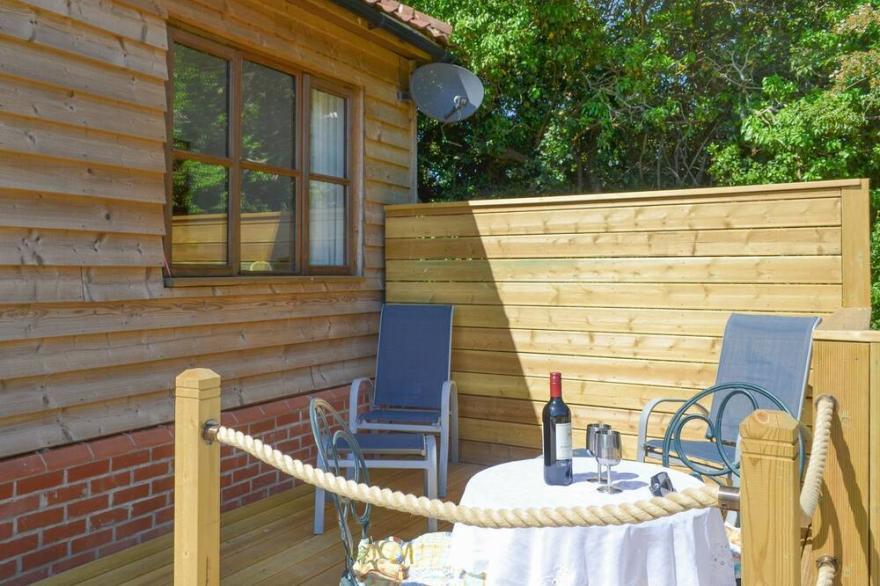 2 bedroom accommodation in Gimingham