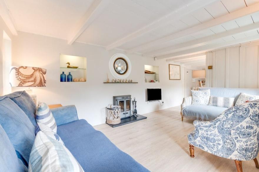 Well Too - Three Bedroom House, Sleeps 6