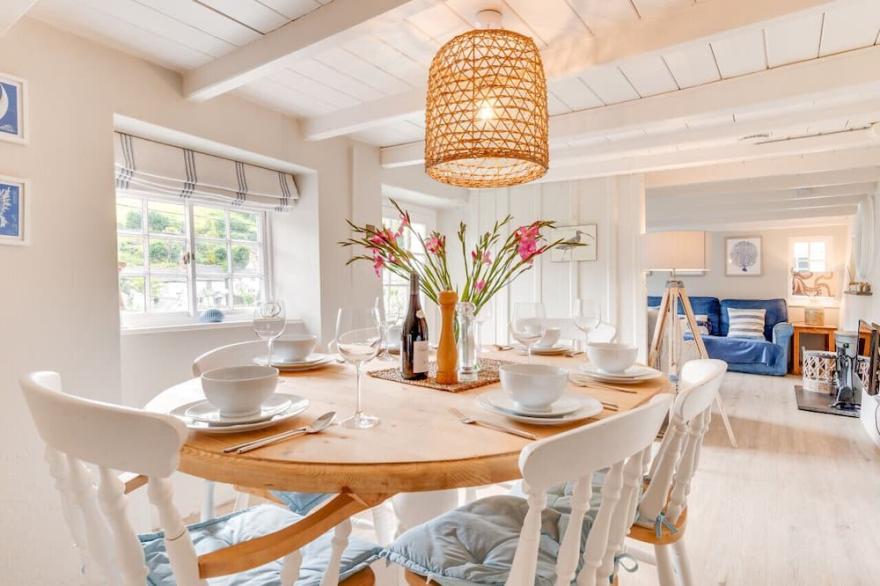 Well Too - Three Bedroom House, Sleeps 6