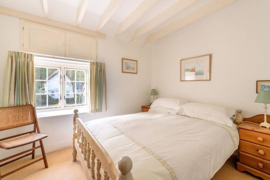 Wednesday Cottage - Three Bedroom House, Sleeps 6