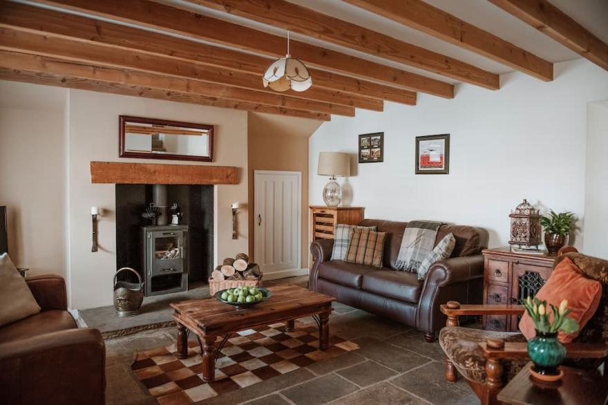 Gatecroft, Garrigill. Stone built 17th century cottage with log burning stoves.